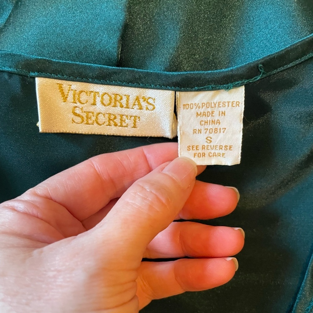 Victoria’s Secret VTG 90s Gold Label 2 Pc Green Satin Pajama Set Womens S - Picture 7 of 12